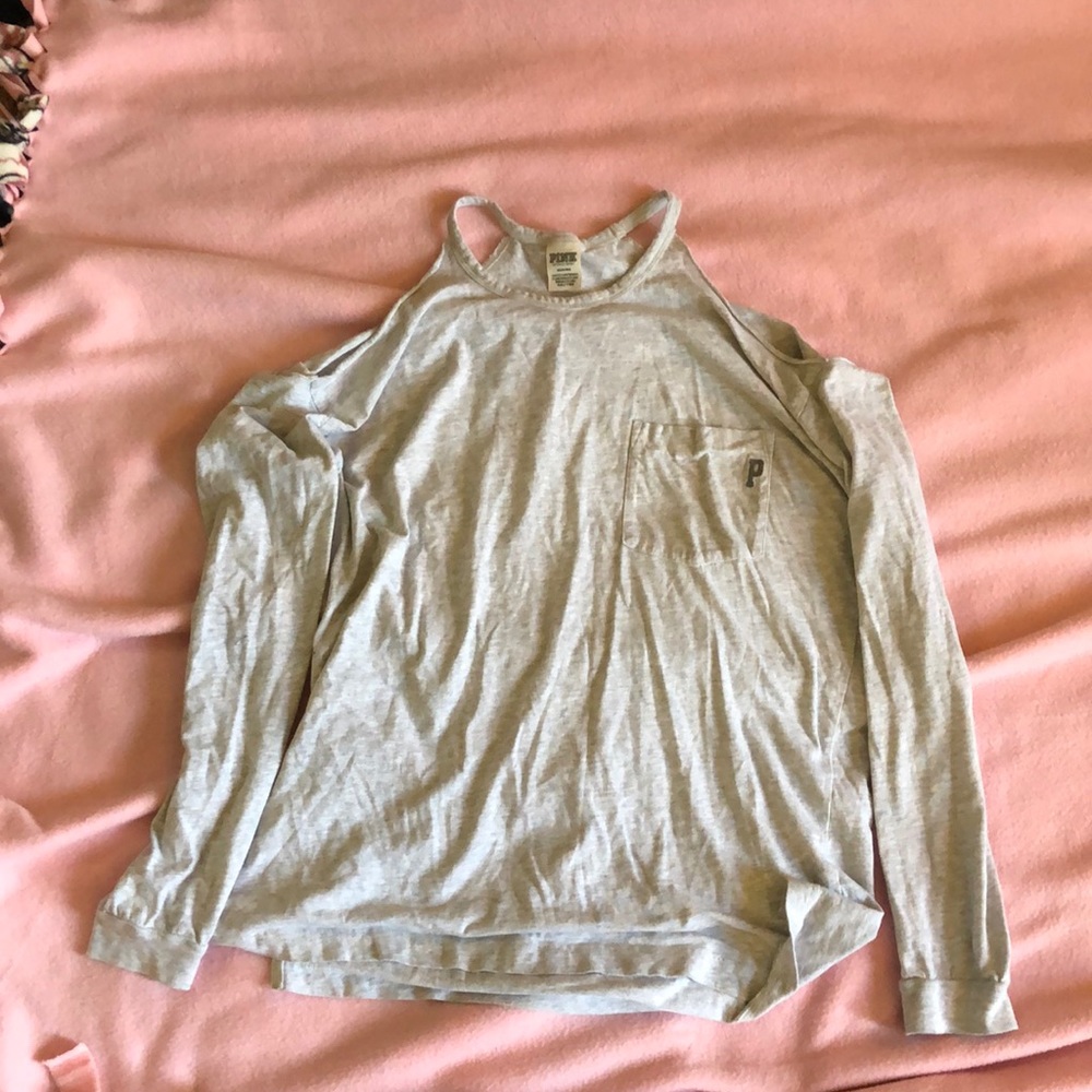Open shoulder VS PINK med. gray long sleeve shirt